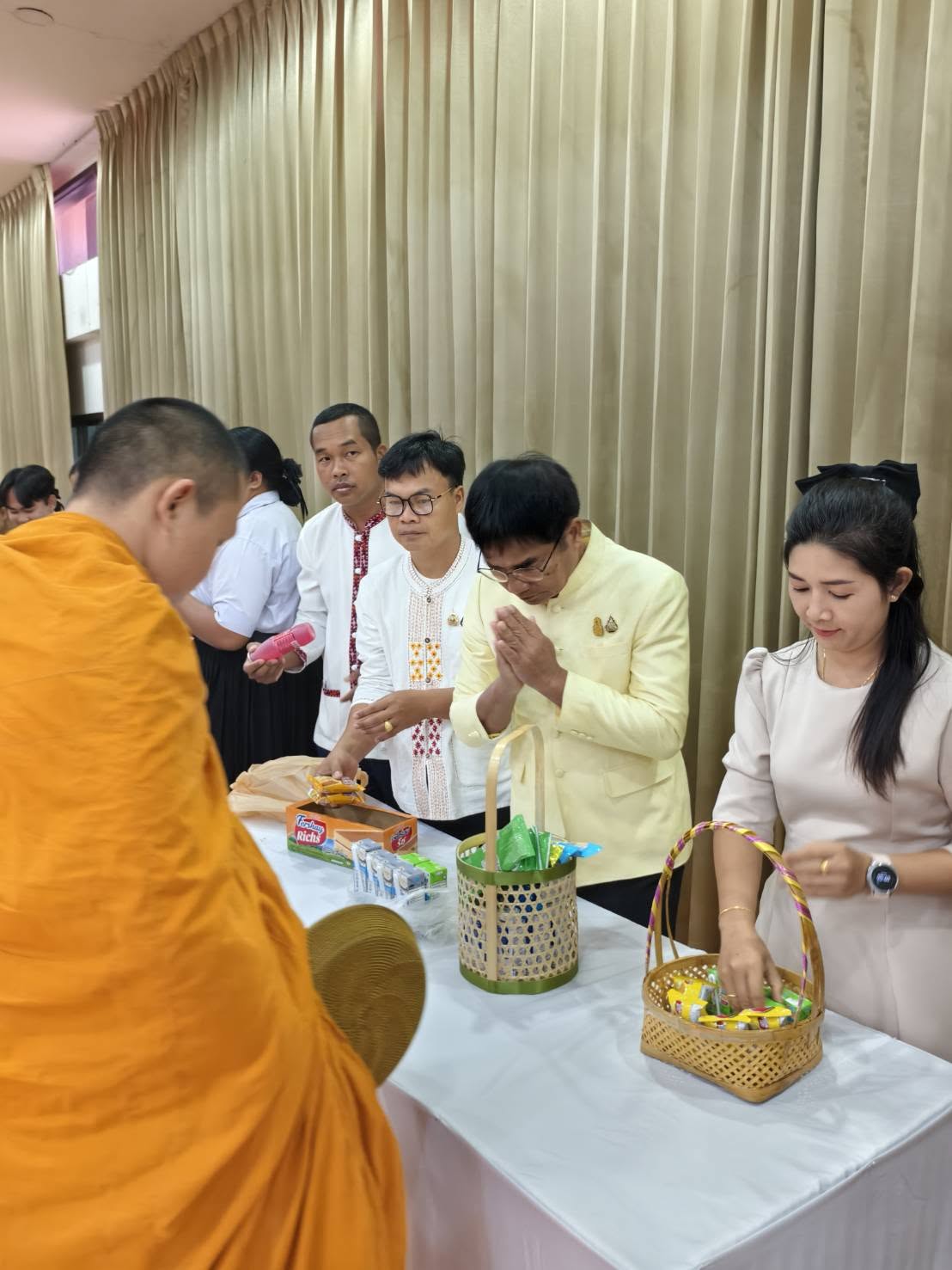 image10